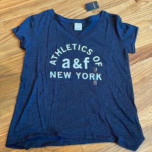 NWT- Abercrombie kids tee-size XL- navy and white-super soft and stylish!